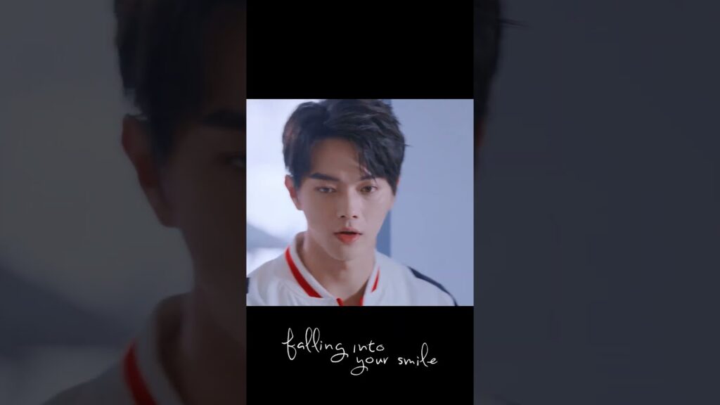 ينصدم برؤيتها  تغير ملابسها 😆 #fallingintoyoursmile #xukai #chengxiao #الوقوع_بحب_ابتسامتك