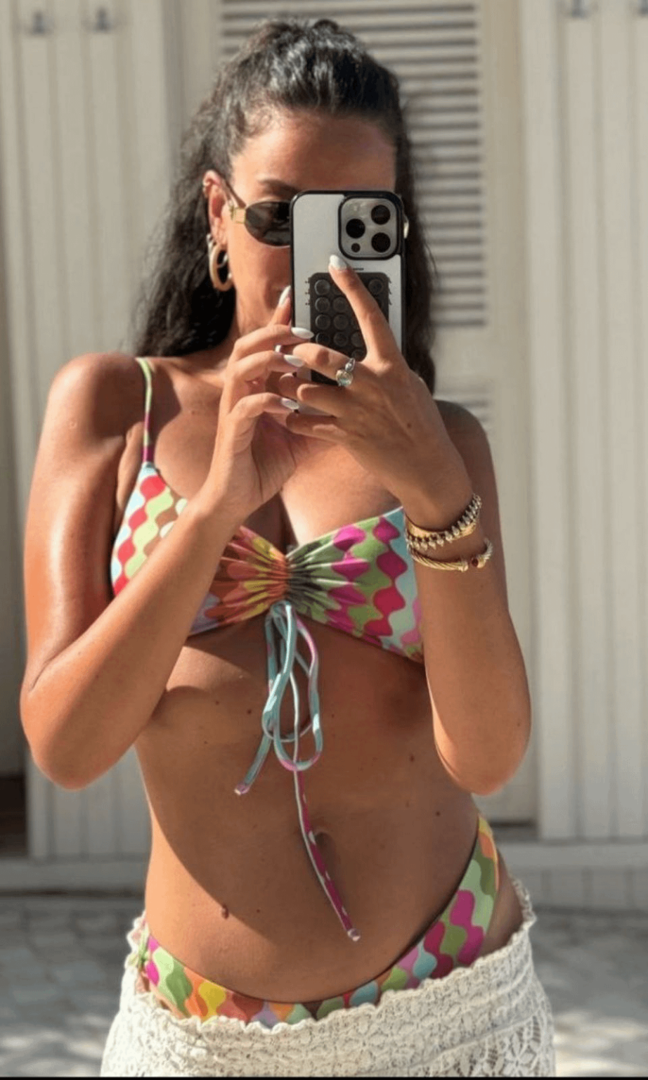 Pelin Akil (Tanricam paylasilmiypr ne zamandır)