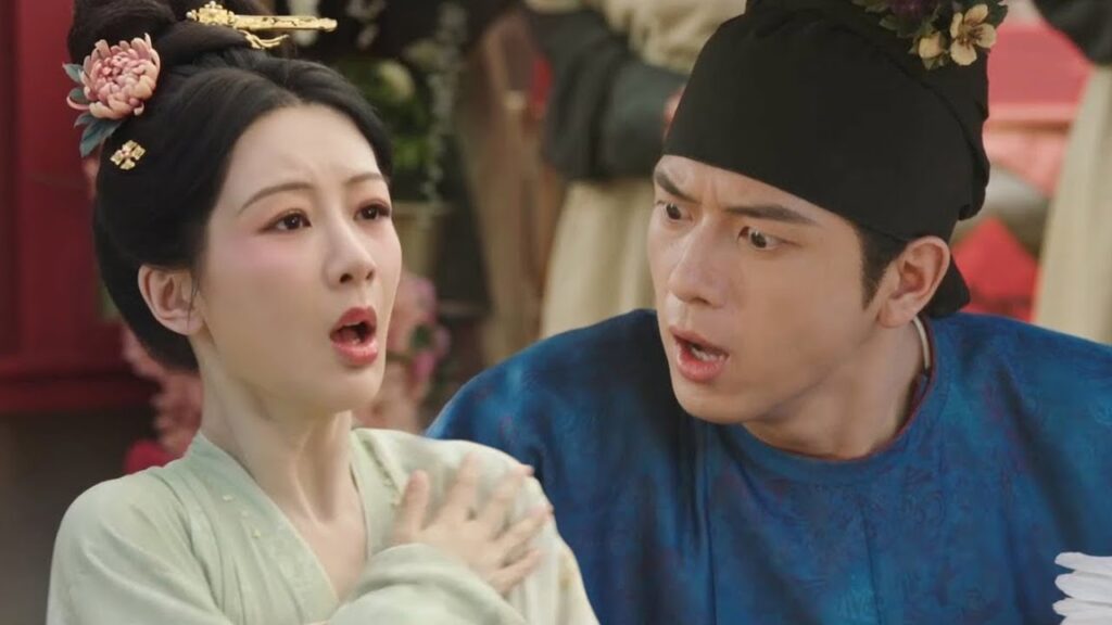 تتعرض الجميلة للافتراء من خصمها الشرير بأنها وحش فيلقنه رئيسها المستبد درسًا😂مشهد "ازدهار الفاوانيا"