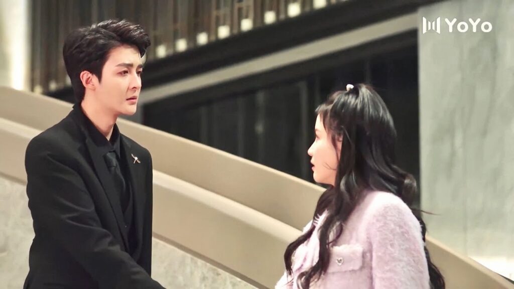 يوافق الرئيس على جميع أفكارها لانـه يحبها❤️( لنتزوج اولاً )