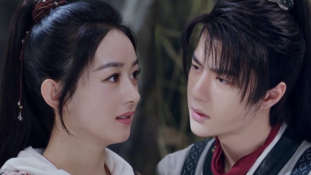 بمجرد سماع أنها تواجه العدو وحدها يهرع إليها لحمايتها وبعدها يصرخ في وجهها من القلق❤️من "أسطورة فاي"