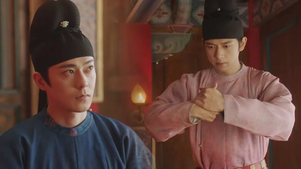 تثبت بطلتنا إخلاصها فيريد الإمبراطور ضمها له فيصرخ بطلنا متوسلًا له بتركها❤️من "ازدهار الفاوانيا"