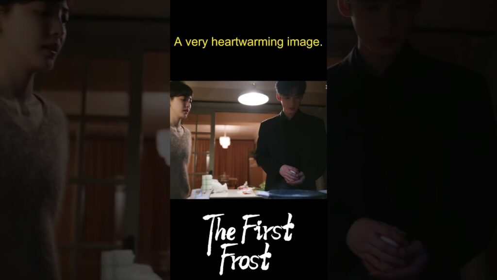 لحظات كهذه تقربك مني أكثر فأكثر 💕  #اول_صقيع #baijingting #zhangruonan  #thefirstfrost #youku