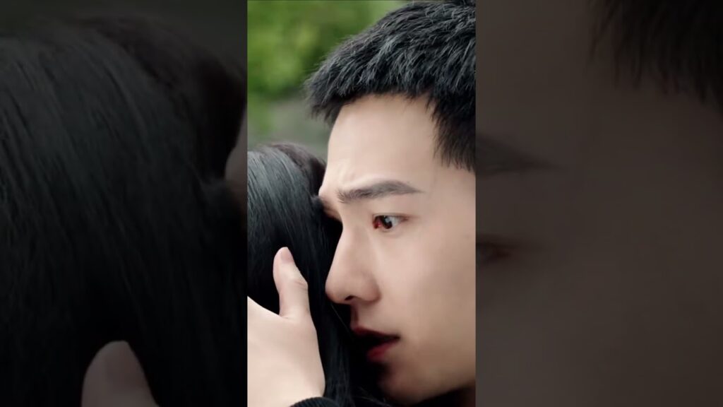 بكت بمرارة في أحضانه. | Fireworks of My Heart | ألعاب نارية في قلبي | MangoTV Arabic