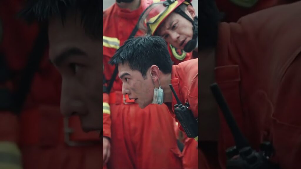 انكسر قلب شو تشين عندما رأت سونغ يان ينهار أثناء إنقاذ شخص ما. | Fireworks of My Heart