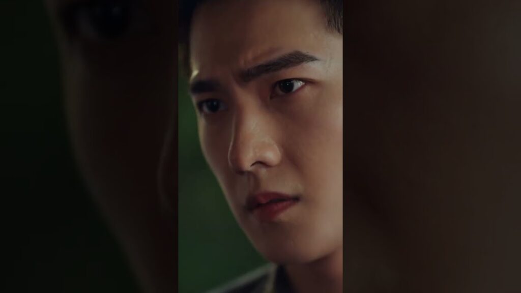 توجهت شو تشين وهي ثملة إلى سونغ يان وانفجرت بالبكاء. |Fireworks of My Heart | MangoTV Arabic