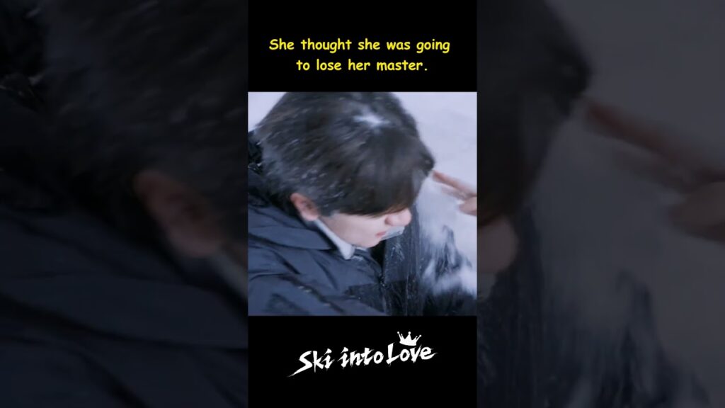 بهذه اللحظة أدركت حقا كيف اشعر تجاهه 💕 #تزلج_بالحب  #YOUKU  #SkiIntoLove #estheryu #LinYi #YuShuxin
