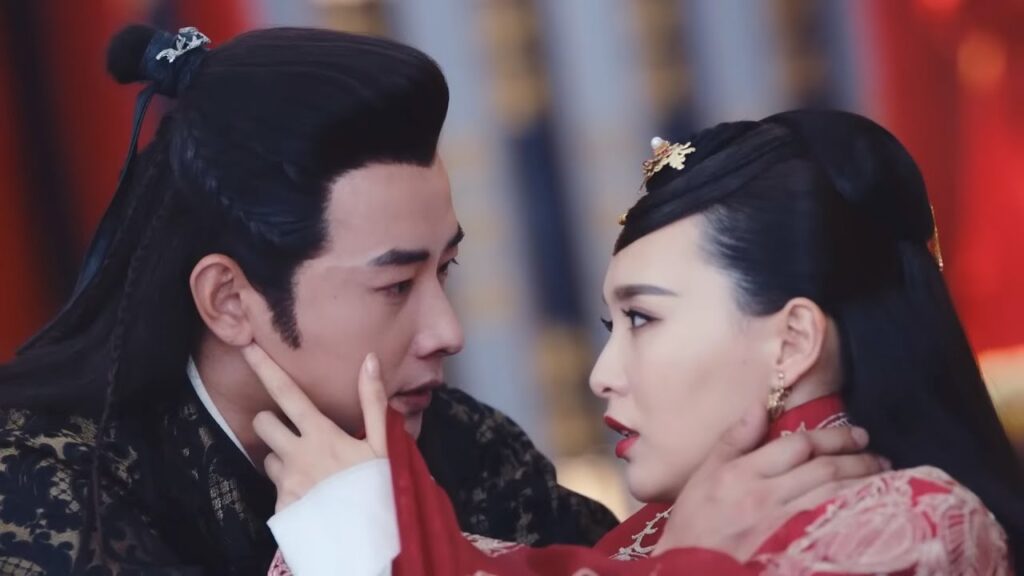 أثناء مطالبته بالترياق لسمه من عدوه تسقط حبيبته أمامه بسبب نفس السم💔مشهد من "الأميرة واي يونغ"