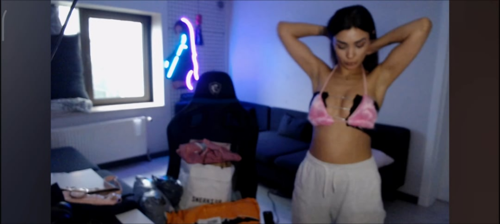 Kübra çamlıbel (mirandaorlyn)