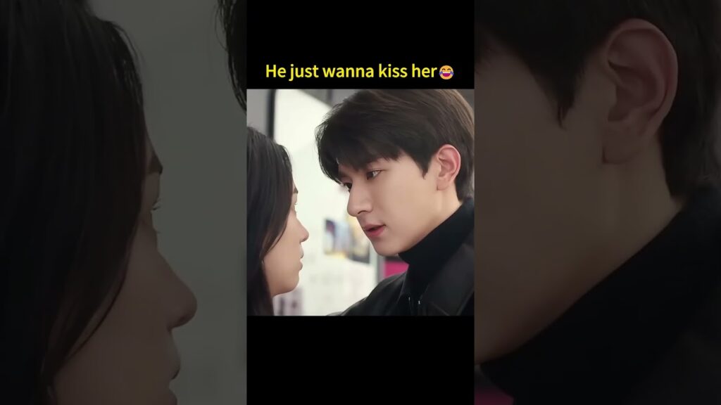 لن اغادر اليوم بدون قبلة  🙊💋💜 #LinYi #ZhouYe #الجميع_يحبني #EveryoneLovesMe​ #youku