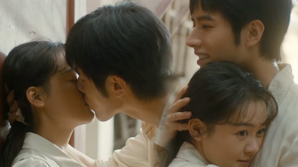 أوضح بطلنا البارد سوء الفهم وتبادل الاثنان القبلات بشغف ثم عادا إلى بعضهما البعض❤️مشهد من ربيع ملتهب