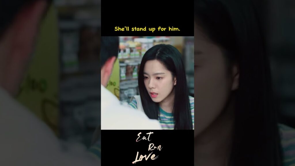 تدافع عنه في غيبابه  #chenfeiyu  #EatRunLove #zhuangdafei  #لنأكل_و_نجري_و_نقع_بالحب