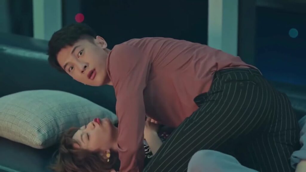 تثمل و يأخذها الى المنزل لكنها تسي الفهم و تتصل بالشرطة 😂💔 (صوتك جميل )