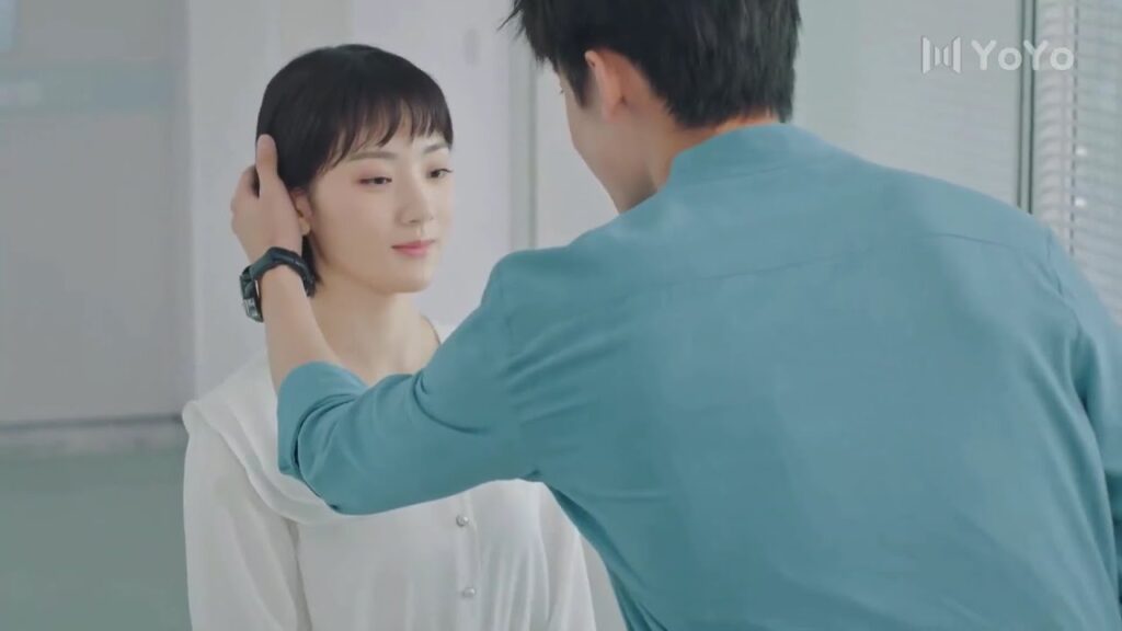 لا تريد حبيبها ان يسيء فهم علاقتها بصديقها المقرب❤️ (صوتك جميل )