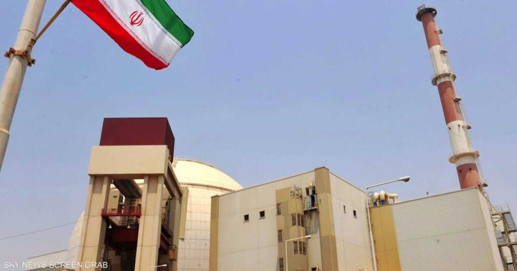 مسؤولون إسرائيليون:توجيه ضربة لمواقع نووية إيرانية أمر ضروري مسؤولون إسرائيليون:توجيه ضربة لمواقع نووية إيرانية أمر ضروري