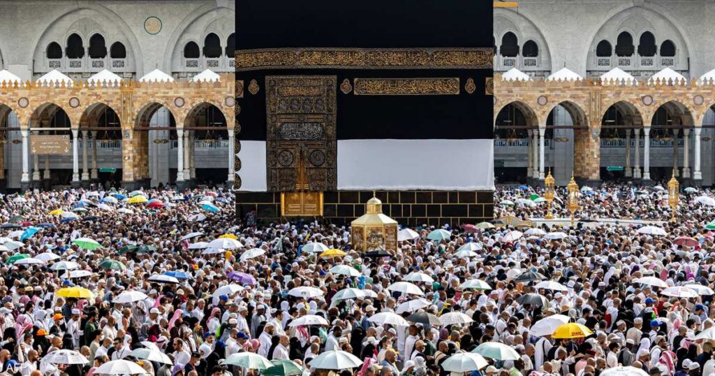 السعودية تدعو لتحري رؤية هلال ذي الحجة مساء الثلاثاء