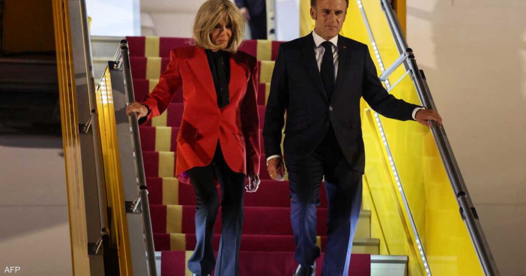 كف الكرملين”.. الخارجية الروسية تعلّق على “صفعة ماكرون "كف الكرملين".. الخارجية الروسية تعلّق على "صفعة ماكرون"