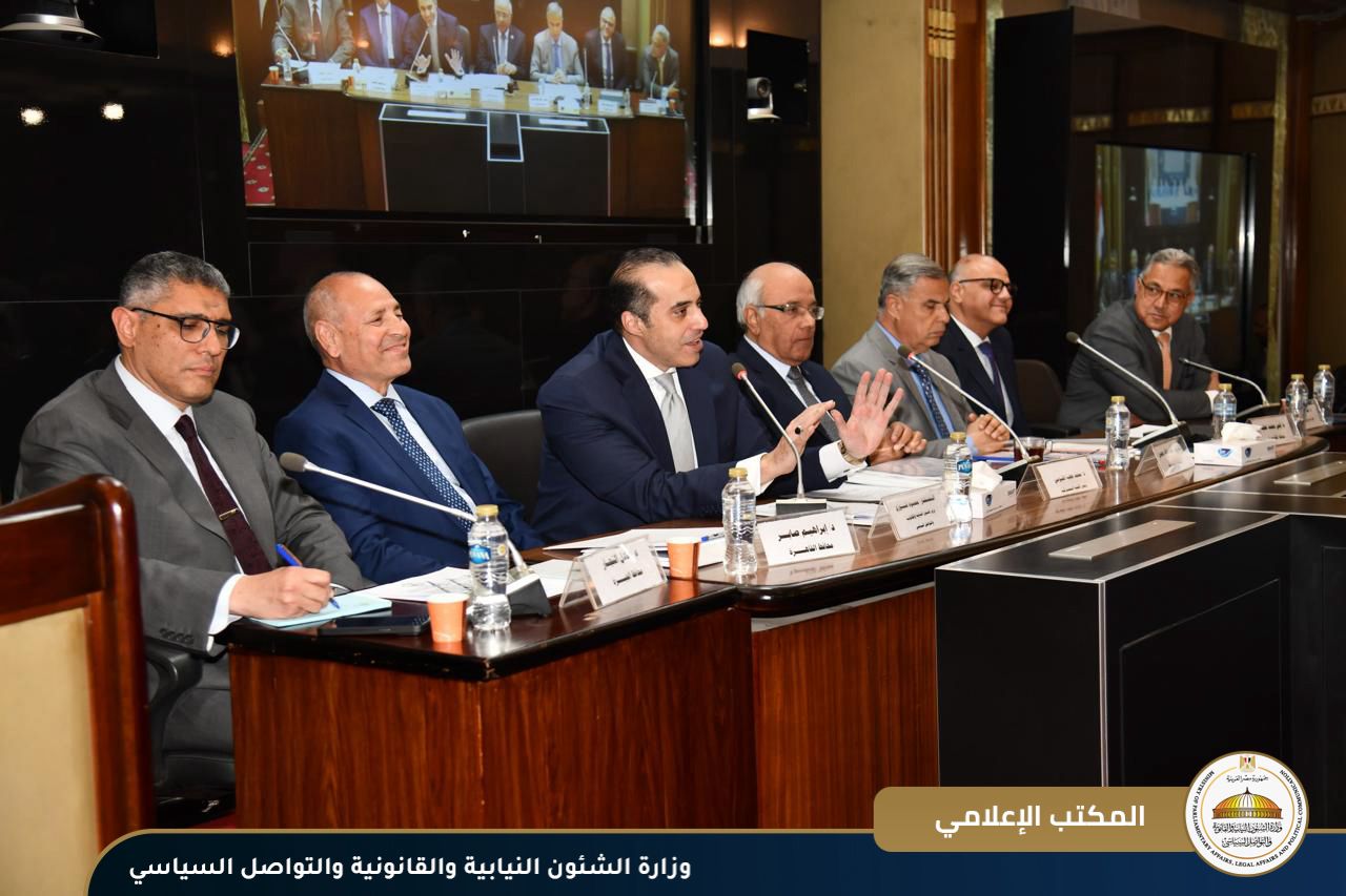 41633742-cfaf-4162-8df2-cf2cd3dd25e3 41633742-cfaf-4162-8df2-cf2cd3dd25e3