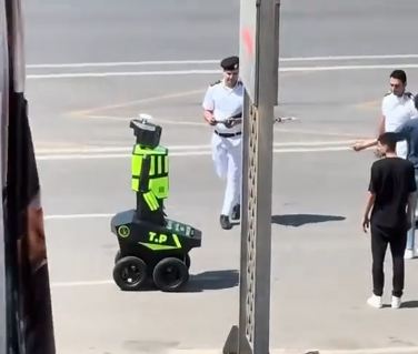 e8355300-1faa-45a9-8f9f-d6e781cd797a