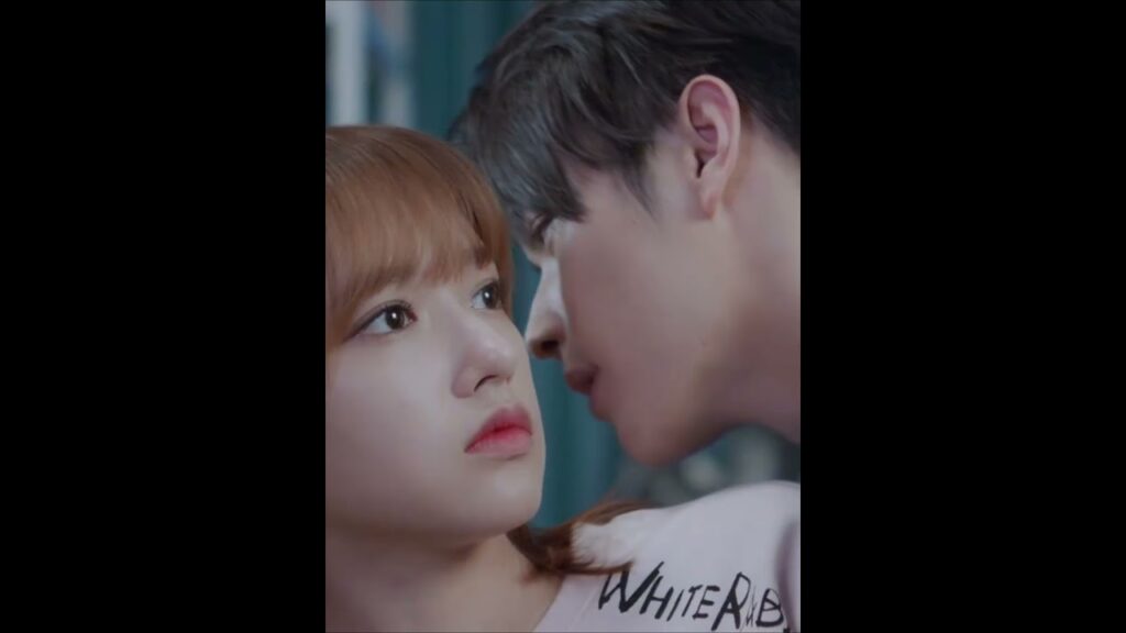 💋😆  #xukai #الوقوع_بحب_ابتسامتك  #fallingintoyoursmile #chengxiao #youku #shorts