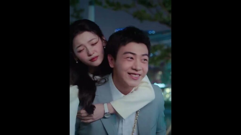 💕 #EatRunLove  #لنأكل_و_نجري_و_نقع_بالحب #youku