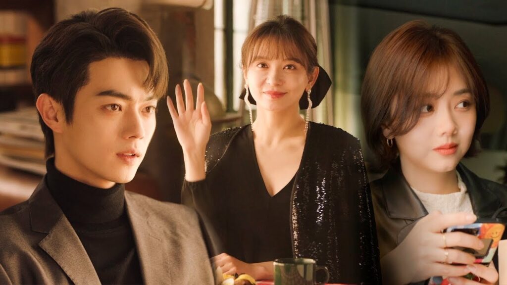 تغار بطلتنا برؤية الرئيس مع فتاة غيرها فيراسلها فورا للشرح مما أشعرها بالأمان!❤️مشهد من "جميلة مثلك"