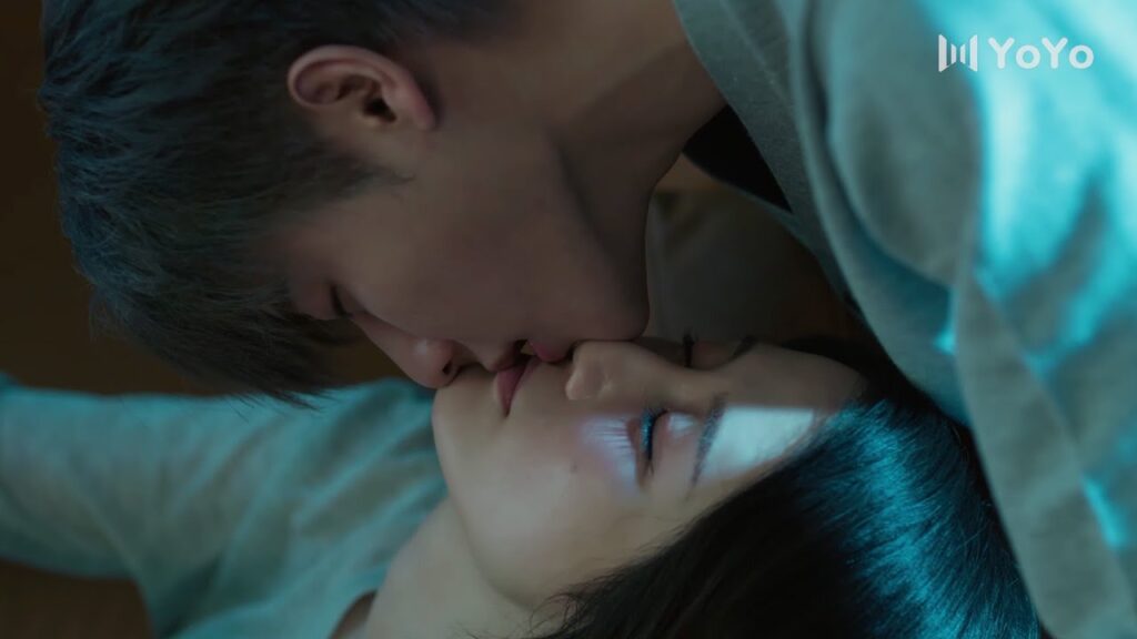 لا أكتفي من تقبيـلك و معانقتك❤️( ارواح ضائعة على الطريق ) لا أكتفي من تقبيـلك و معانقتك❤️( ارواح ضائعة على الطريق )