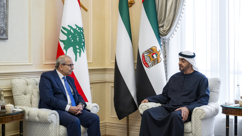 موقف الإمارات ثابت تجاه وحدة لبنان وسيادته وسلامة أراضيه موقف الإمارات ثابت تجاه وحدة لبنان وسيادته وسلامة أراضيه