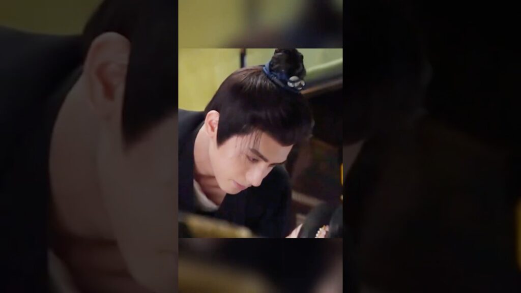 Kiss Scene😘 | MangoTV Arabic