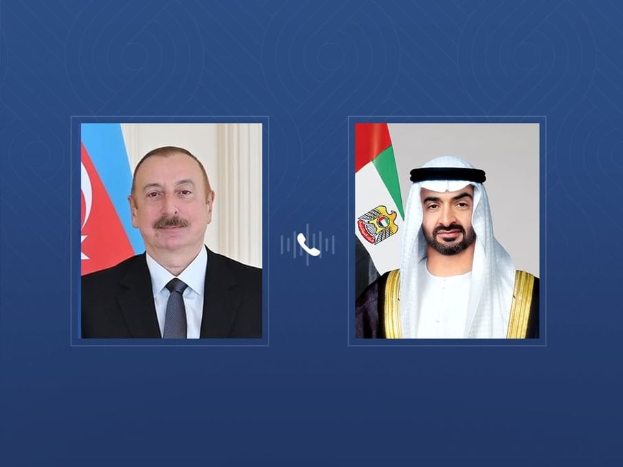 رئيس الدولة يتلقى اتصالا هاتفيا من رئيس أذربيجان رئيس الدولة يتلقى اتصالا هاتفيا من رئيس أذربيجان