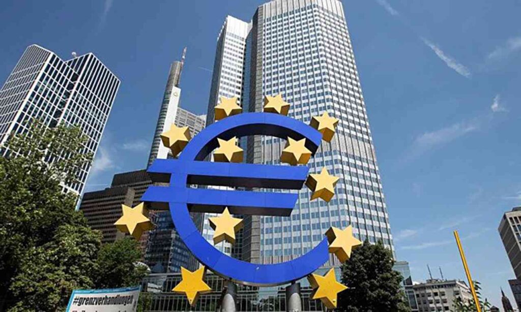 المفوضية الأوروبية تأسف “بشدة” لزيادة الرسوم الجمركية الأمريكية على الصلب المفوضية الأوروبية تأسف "بشدة" لزيادة الرسوم الجمركية الأمريكية على الصلب