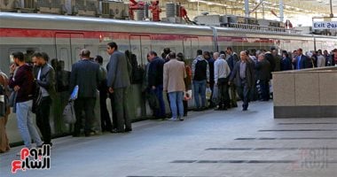 تشغيل القطار الخفيف حتى 2:30 صباحًا اليوم لخدمة زوار حفل العاصمة الإدارية