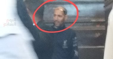 أول صورة لـ سفاح المعمورة عقب إيداعه مستشفى العباسية للكشف على قواه العقلية أول صورة لـ سفاح المعمورة عقب إيداعه مستشفى العباسية للكشف على قواه العقلية