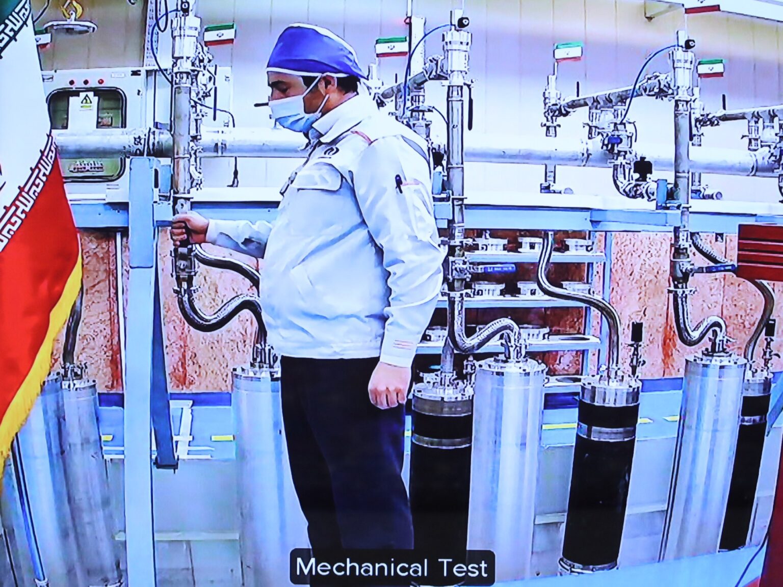 إيران: قد نسمح بزيارة مفتشين أميركيين من الوكالة الذرية | أخبار