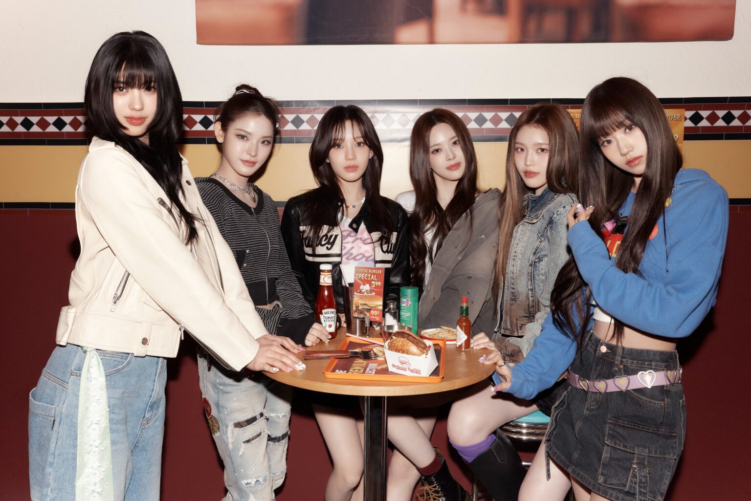 IZNA - الألبوم الفردي الأول: Beep (Concept Photo - B ver.)