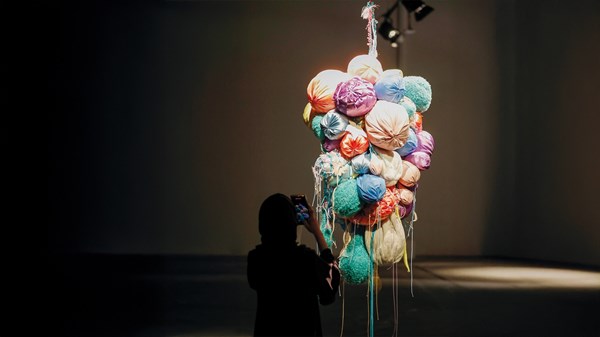 إبداعات كورية في «الوسائط المتعددة».. انفتاح الدائرة على جماليات مغايرة إبداعات كورية في «الوسائط المتعددة».. انفتاح الدائرة على جماليات مغايرة