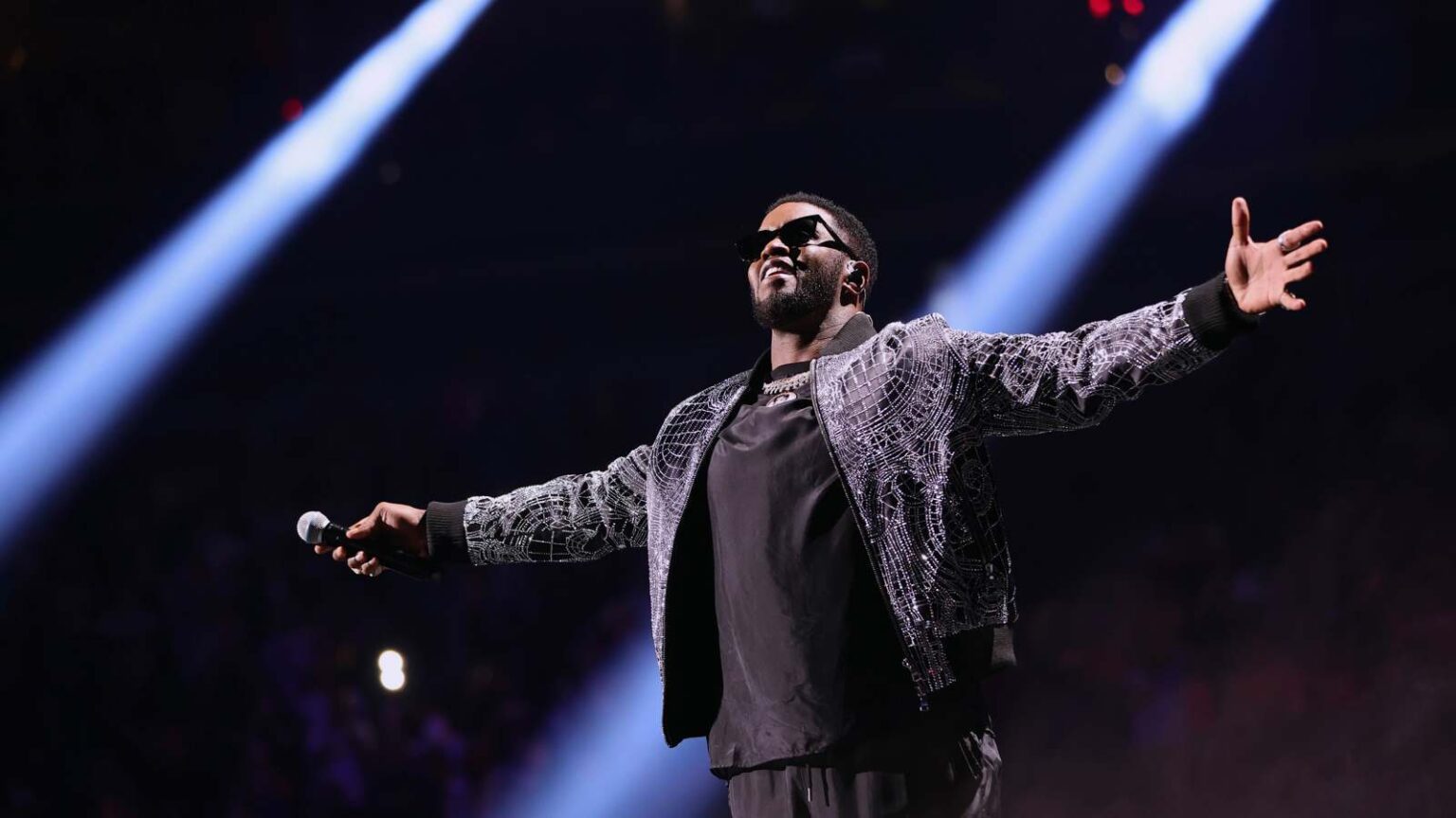 تصاعد الاحتجاجات خارج محكمة شون "ديدي" كومبس (صور) – إرم نيوز تصاعد الاحتجاجات خارج محكمة شون "ديدي" كومبس (صور) - إرم نيوز