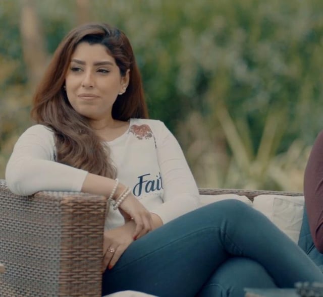 Ayten Amer - HOT legs 🔥