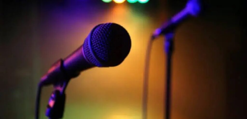 بالصورة… فنان أثار الجدل وتعرّض للإنتقادات بسبب جنازة! Doc-P-1367009-638840320750975808.jpg