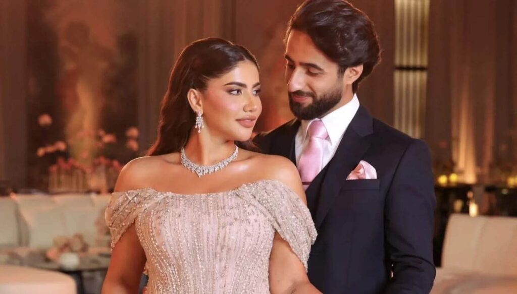 نور ستارز تحتفل بخطوبتها في حفل أسطوري داخل برج خليفة