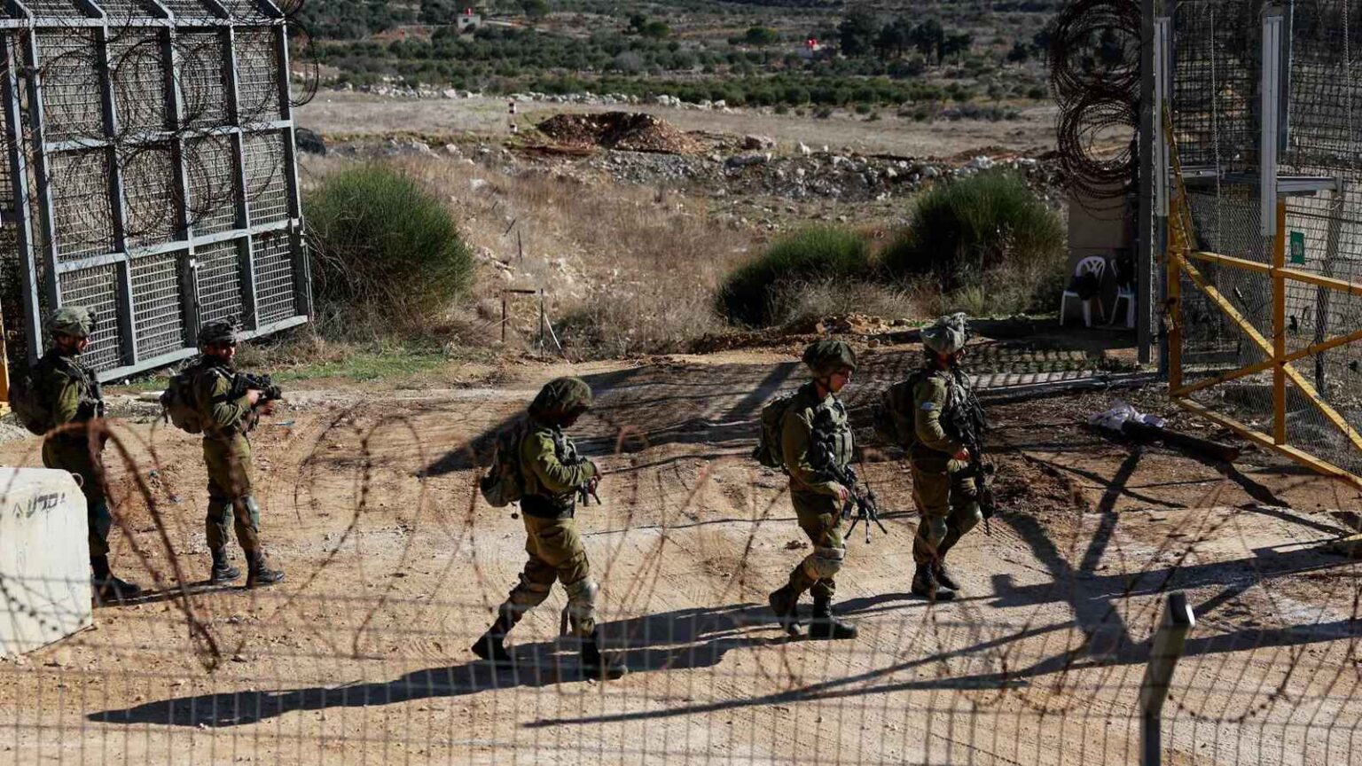 "القناة 12": عملية إسرائيلية سرية ضد "حزب الله" في سوريا (صور) - إرم نيوز