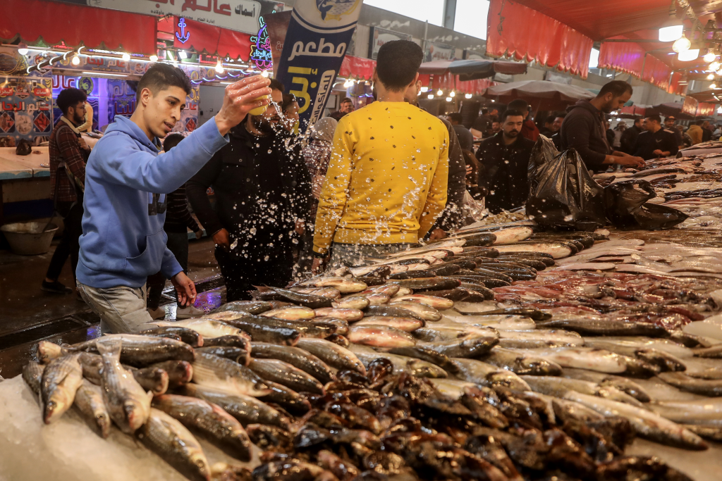 أسعار الأسماك اليوم الجمعة 30 مايو 2025.. تراجع البلطي والبوري قبل عيد الأضحى أسعار الأسماك اليوم الجمعة 30 مايو 2025.. تراجع البلطي والبوري قبل عيد الأضحى