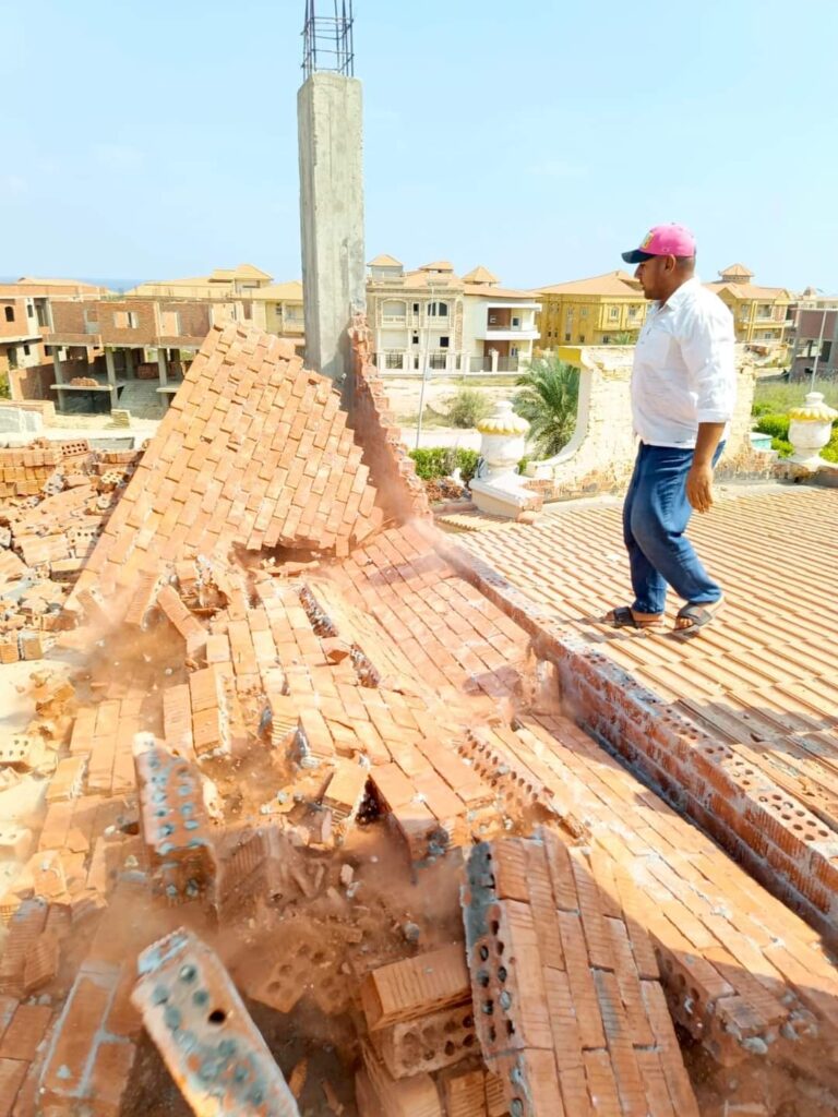 جانب من حملات إزالة المخالفات