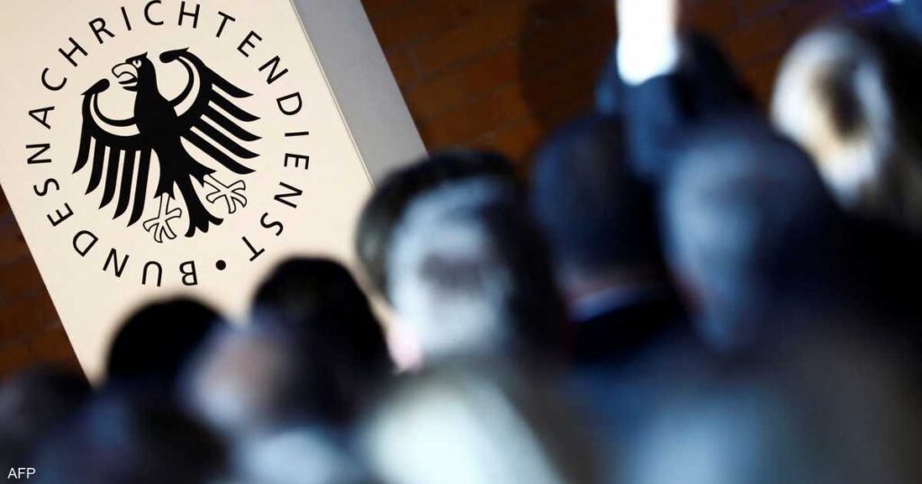 عميل أميركي يعرض نقل “معلومات حساسة” لألمانيا.. ما السبب؟ عميل أميركي يعرض نقل "معلومات حساسة" لألمانيا.. ما السبب؟