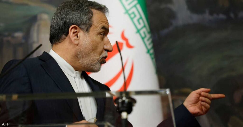 وزير خارجية إيران يطلب من واشنطن “اتصالا هاتفيا واحدا” وزير خارجية إيران يطلب من واشنطن "اتصالا هاتفيا واحدا"