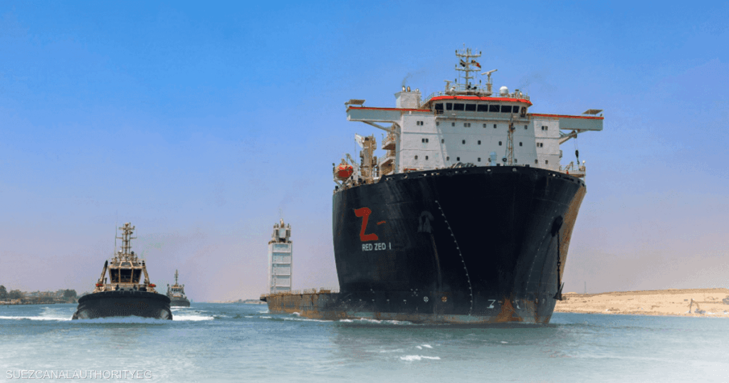 حادثة القنطرة.. بيان من "قناة السويس" حول حركة الملاحة
