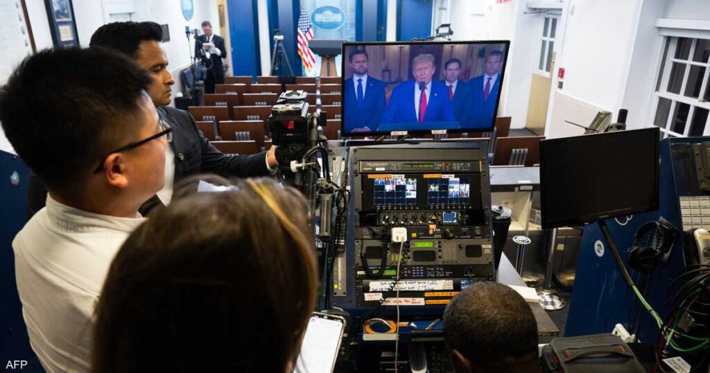 ضرب منشآت إيران النووية.. هكذا اتخذ ترامب القرار