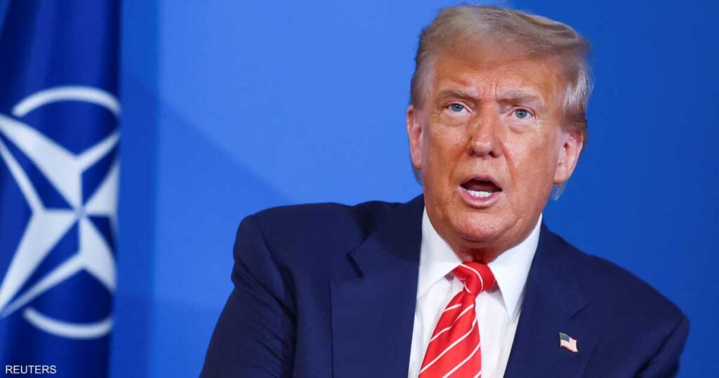 ترامب: برنامج إيران النووي عاد "عقودا" إلى الوراء