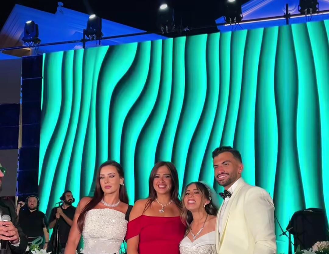 ياسمين عبد العزيز في فرح منة القيعي ويوسف حشيش