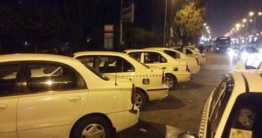 من غير ضرائب ولا رسوم.. مبادرة رئاسية لتمليك سيارات تاكسي ونقل للشباب